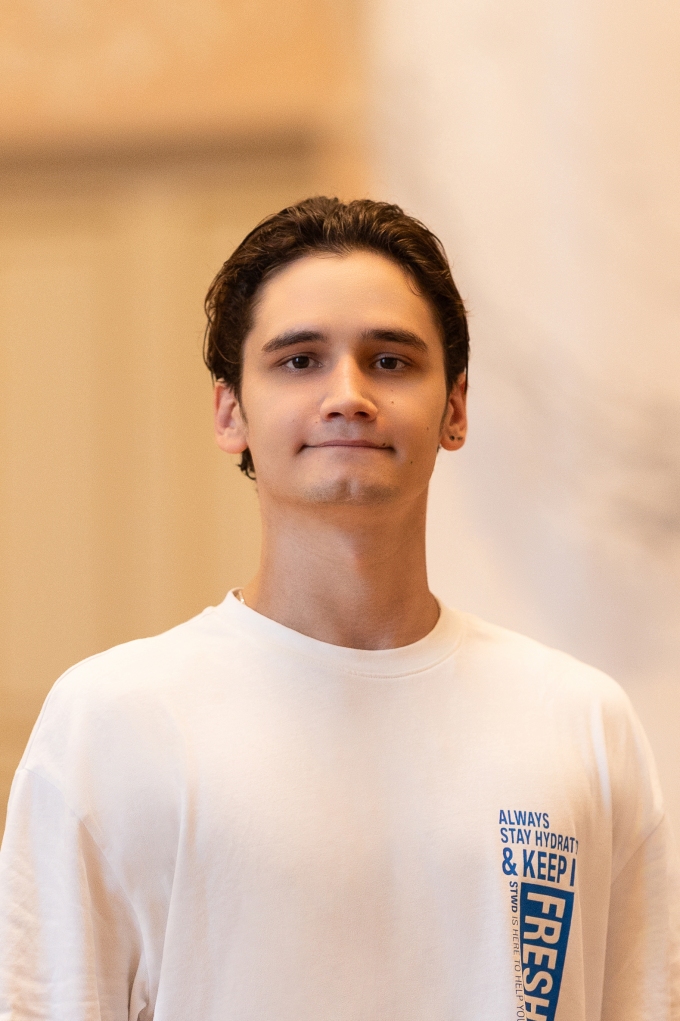Дмитрий Уксусников